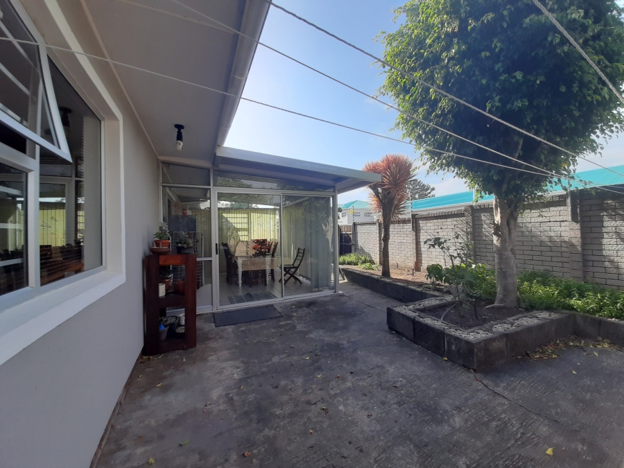 2 Bedroom Property for Sale in Abbotsford Eastern Cape